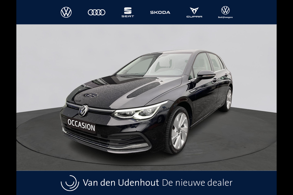 Volkswagen Golf 1.5 TSI Style Trekhaak Navigatie Full-LED Pdc Acc Android/Carplay