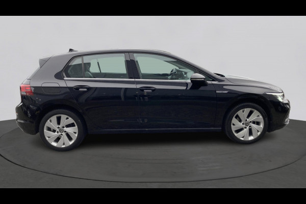 Volkswagen Golf 1.5 TSI Style Trekhaak Navigatie Full-LED Pdc Acc Android/Carplay