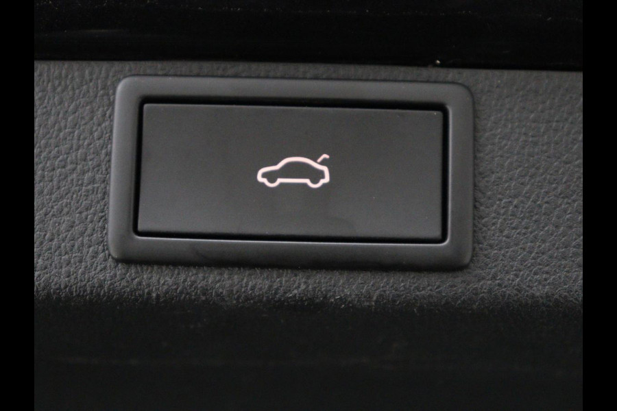 Škoda Octavia 1.4 TSI iV PHEV Sportline | Head-Up | Adaptive Cruise | Carplay | Stoelverwarming | Side Assist | Memory | Navigatie | Full LED | Sfeerverlichting | Canton Sound | PHEV | Plug In