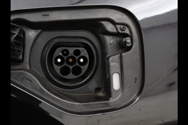 Škoda Octavia 1.4 TSI iV PHEV Sportline | Head-Up | Adaptive Cruise | Carplay | Stoelverwarming | Side Assist | Memory | Navigatie | Full LED | Sfeerverlichting | Canton Sound | PHEV | Plug In