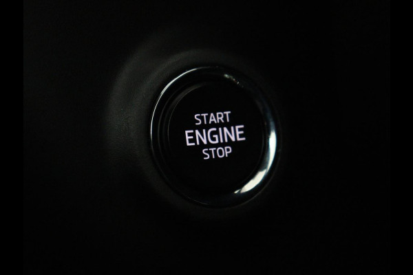 Škoda Octavia 1.4 TSI iV PHEV Sportline | Head-Up | Adaptive Cruise | Carplay | Stoelverwarming | Side Assist | Memory | Navigatie | Full LED | Sfeerverlichting | Canton Sound | PHEV | Plug In