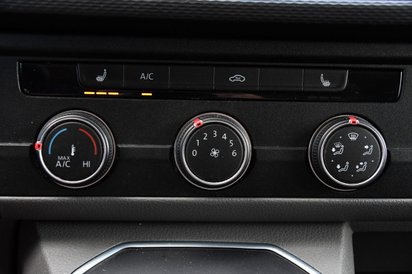 Volkswagen Transporter 2.0 TDI L2H1 32 DC Bulli Virtual, Adaptieve Cruise, Carplay, LED, 150PK, Stoelverwarming, Trekhaak, 2 x Schuifdeur, Standkachel, Uniek!