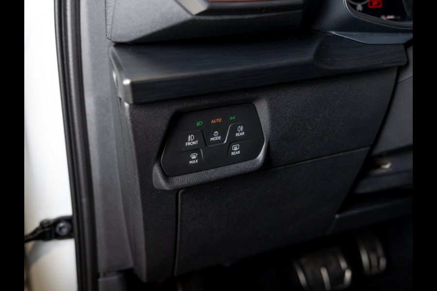 CUPRA Formentor 1.5 TSI / 150pk / Panorama dak / Stuur en stoelverwarming / Rondomzicht camera /