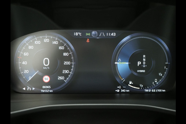 Volvo XC40 1.5 T5 Recharge Inscription | Panoramadak | Leder | Keyless | Virtual | DAB | Cruise | LED | Carplay