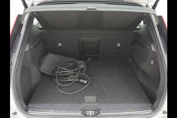 Volvo XC40 1.5 T5 Recharge Inscription | Panoramadak | Leder | Keyless | Virtual | DAB | Cruise | LED | Carplay