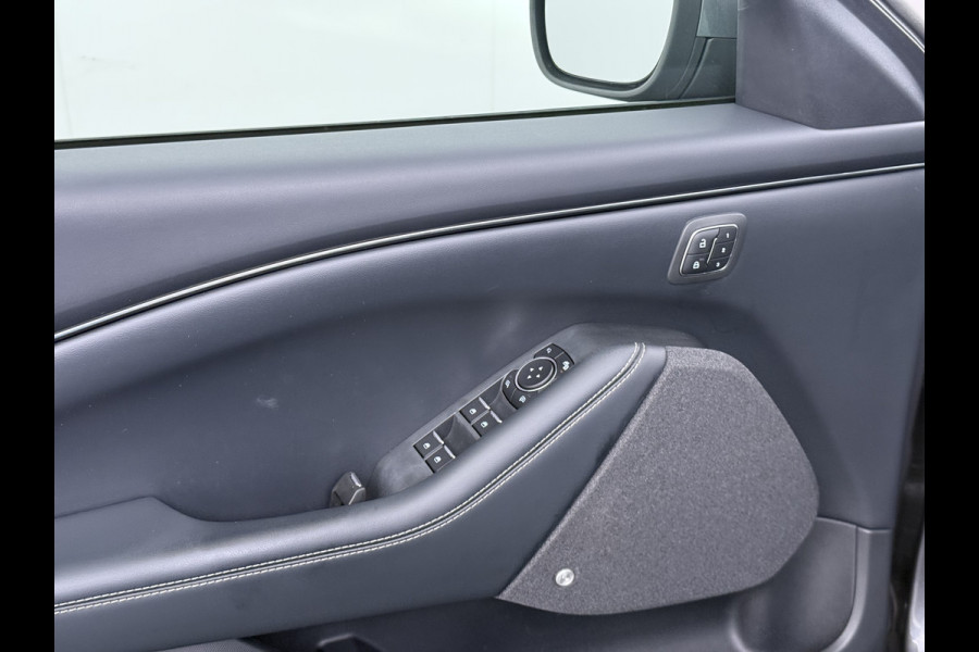 Ford Mustang Mach-E **Gereserveerd** Extended RWD 98 kWh SOH 94% 294pk Pano-Dak Leer+8-weg-Elektr+Verwarmd+Geheugen 360-Camera Bang&Olufsen-H Keyless Smartphone-key Dual-Ecc Ford-pass-Connect/Entry Speed-Assist Active-Breaking Blind-Spot-warning Driver-Alerd AB+  LMv LED-Lamp-v+a € 59.000 nieuw Orig.Nederlandse Auto 1e Eigenaar WLTP 610km