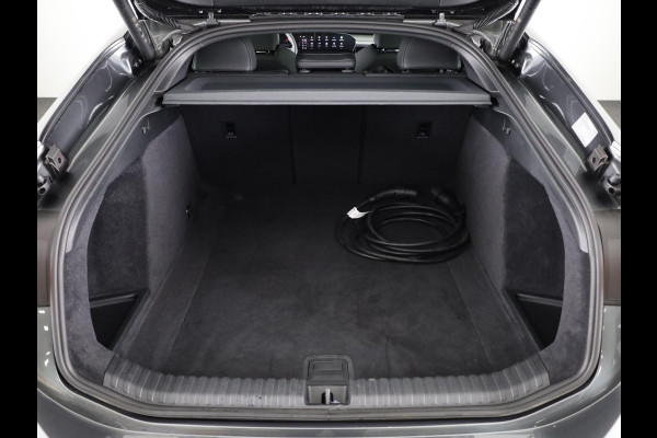 Audi A6 Sportback e-tron S edition performance 100 kWh 367pk | Tech plus pakket | 21 inch Lichtmetalen velgen | S line interieur | Winterpakket