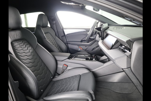 Audi A6 Sportback e-tron S edition performance 100 kWh 367pk | Tech plus pakket | 21 inch Lichtmetalen velgen | S line interieur | Winterpakket