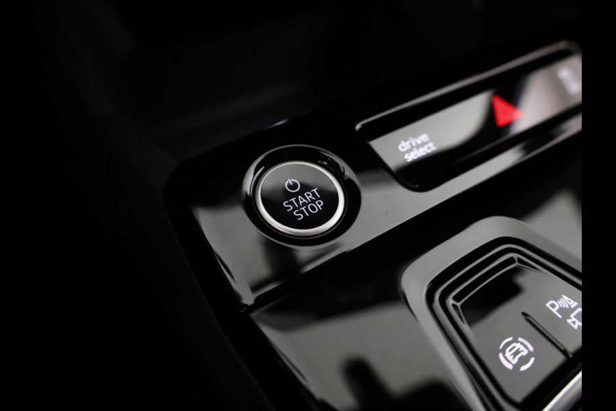 Audi A6 Sportback e-tron S edition performance 100 kWh 367pk | Tech plus pakket | 21 inch Lichtmetalen velgen | S line interieur | Winterpakket