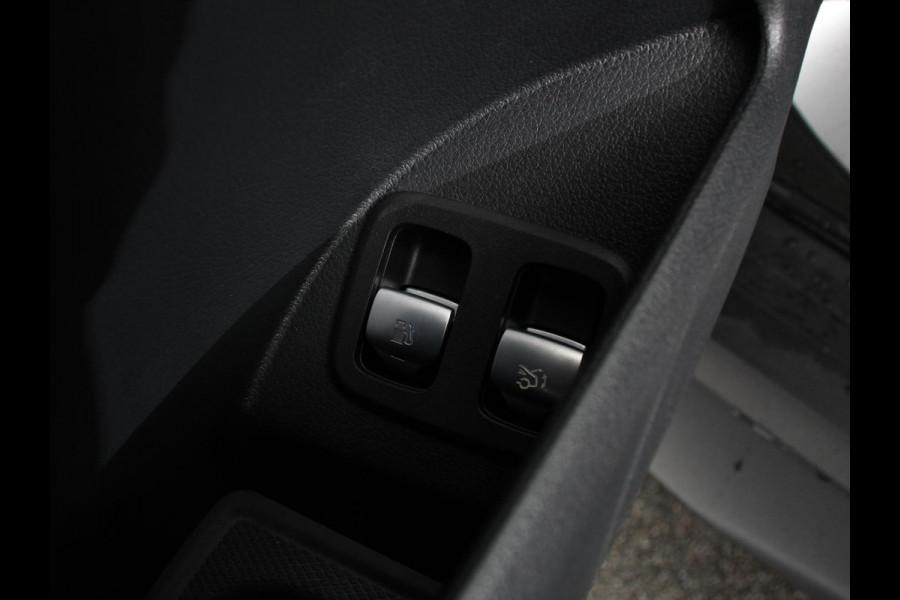 Mercedes-Benz GLC 300e 4MATIC AMG Line | Navigatie | Cruise Control | Parkeersensoren | Stoelverwarming | Matrix LED-koplampen | Virtual Cockpit | Surround-systeem Burmester | Inductielader