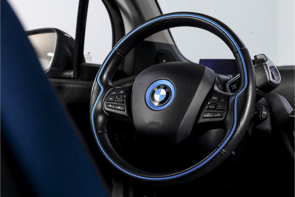 BMW i3 Basis 94Ah 33 kWh | S/k-panodak | Harman/Kardon | Dig. Cockpit | Adapt. cruise | Stoelverw. | PDC | Camera | NAV | ECC | LM 20" |