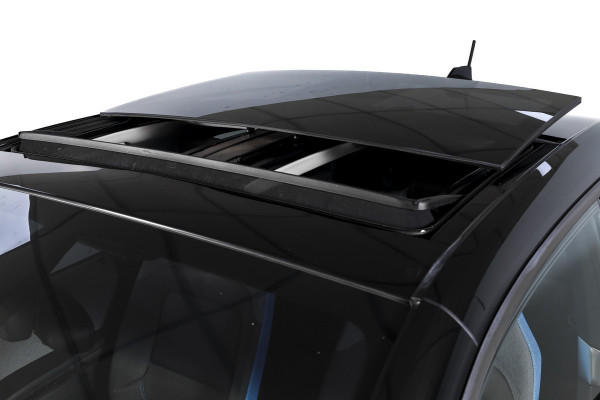 BMW i3 Basis 94Ah 33 kWh | S/k-panodak | Harman/Kardon | Dig. Cockpit | Adapt. cruise | Stoelverw. | PDC | Camera | NAV | ECC | LM 20" |