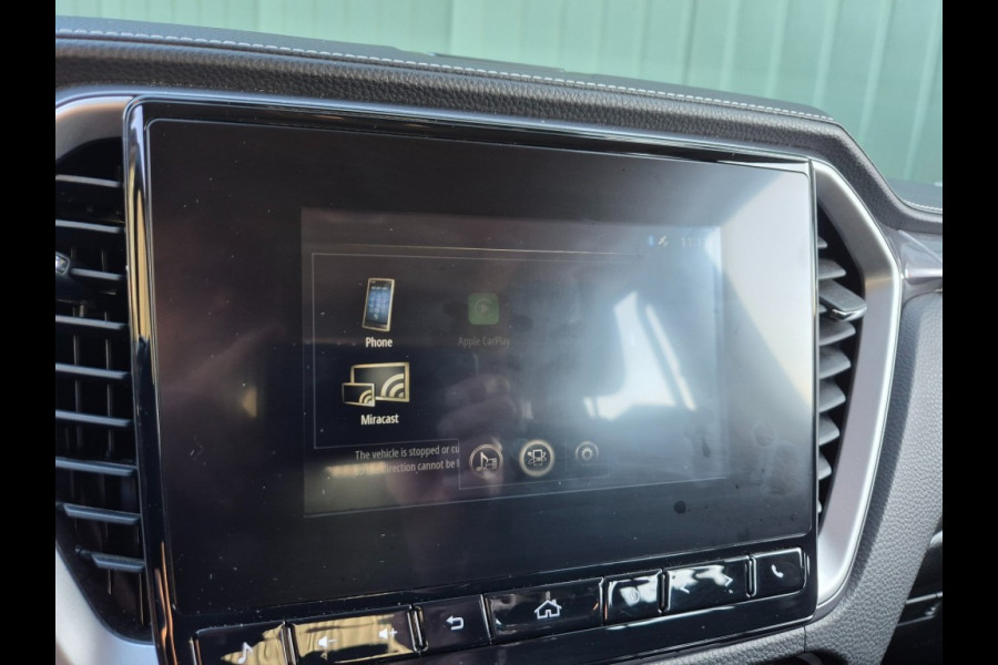 Isuzu D-max Double Cab Lang 5 persoons LSX Automaat 4WD 3,5 ton trekgewicht