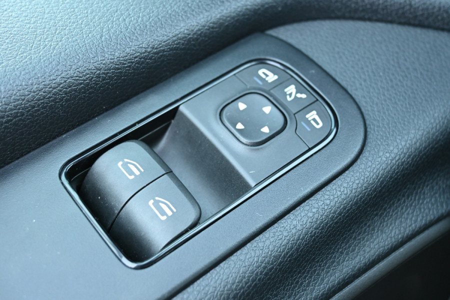 Mercedes-Benz Sprinter 317 CDI L2H2 Distronic, 2 Schuifdeuren, Trekhaak, Camera