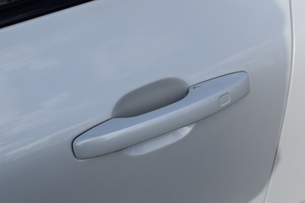 Volvo XC60 T6 Plug-in hybrid AWD Plus Dark | Trekhaak | Harman Kardon | Full LED