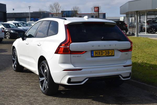Volvo XC60 T6 Plug-in hybrid AWD Plus Dark | Trekhaak | Harman Kardon | Full LED