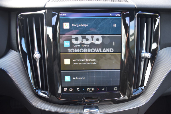 Volvo XC60 T6 Plug-in hybrid AWD Plus Dark | Trekhaak | Harman Kardon | Full LED