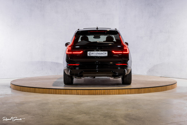 Volvo XC60 2.0 T8 Plug-in hybrid AWD Plus Black Edition Long range | Luchtvering | Harman Kardon | Adaptieve cruise | Panorama dak | Nieuw |