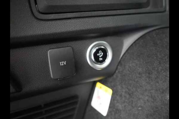 Ford Kuga 2.5 Titanium X Plug In Hybrid 225pk dealer O.H PHEV | Trekhaak af Fabriek | Panodak | Adaptive Cruise | B & O Sound | Head Up |  Keyless | Stuur & Stoelverwarming | 360 Camera |