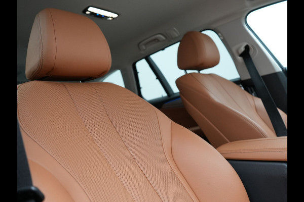 BMW 5 Serie Touring 530e xDrive Business Edition Plus PHEV 293pk Dealer O.H | Trekhaak af Fabriek | Adaptive Cruise | 360 Camera | M Sportstuur | Keyless | BLIS | Plug In Hybrid