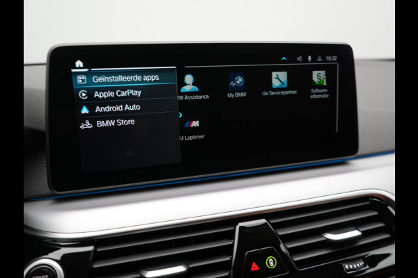 BMW 5 Serie Touring 530e xDrive Business Edition Plus PHEV 293pk Dealer O.H | Trekhaak af Fabriek | Adaptive Cruise | 360 Camera | M Sportstuur | Keyless | BLIS | Plug In Hybrid