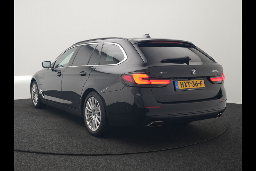 BMW 5 Serie Touring 530e xDrive Business Edition Plus PHEV 293pk Dealer O.H | Trekhaak af Fabriek | Adaptive Cruise | 360 Camera | M Sportstuur | Keyless | BLIS | Plug In Hybrid
