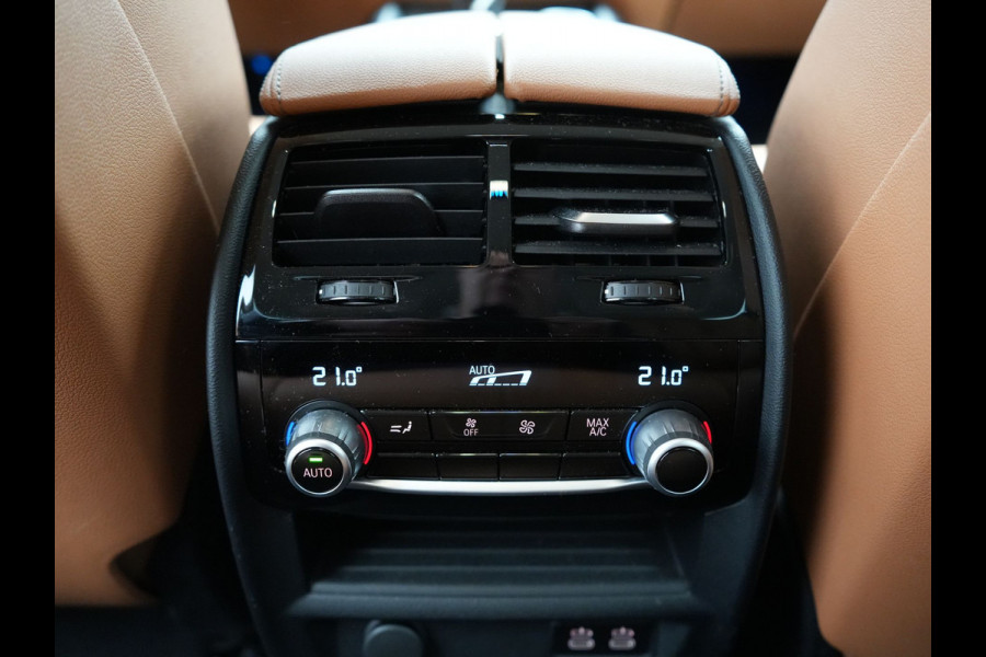 BMW 5 Serie Touring 530e xDrive Business Edition Plus PHEV 293pk Dealer O.H | Trekhaak af Fabriek | Adaptive Cruise | 360 Camera | M Sportstuur | Keyless | BLIS | Plug In Hybrid