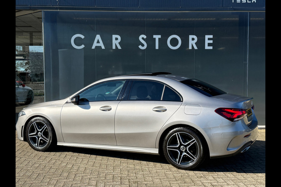 Mercedes-Benz A-Klasse 180 AMG NIGHT Pano|Sfeer||Dealer Onderhouden
