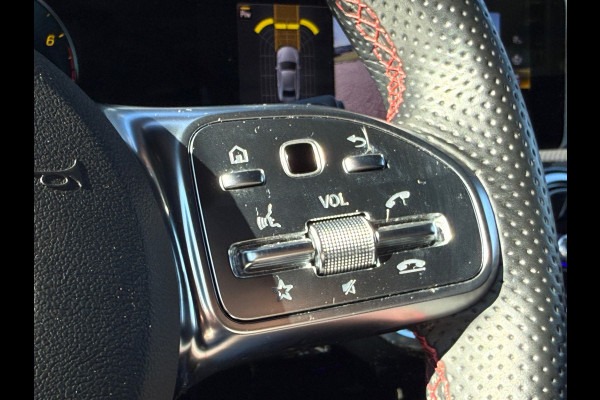 Mercedes-Benz A-Klasse 180 AMG NIGHT Pano|Sfeer||Dealer Onderhouden