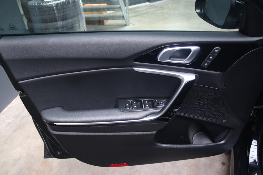 Kia ProCeed 1.5 T-GDI 160PK GT-PlusLine PANO-MEMORY-BTW