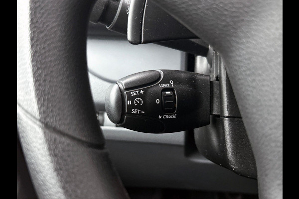 Peugeot Expert 2.0 BlueHDI 180pk Aut. Long Premium Airco Navi Carplay Cruise Control PDC + Camera achter