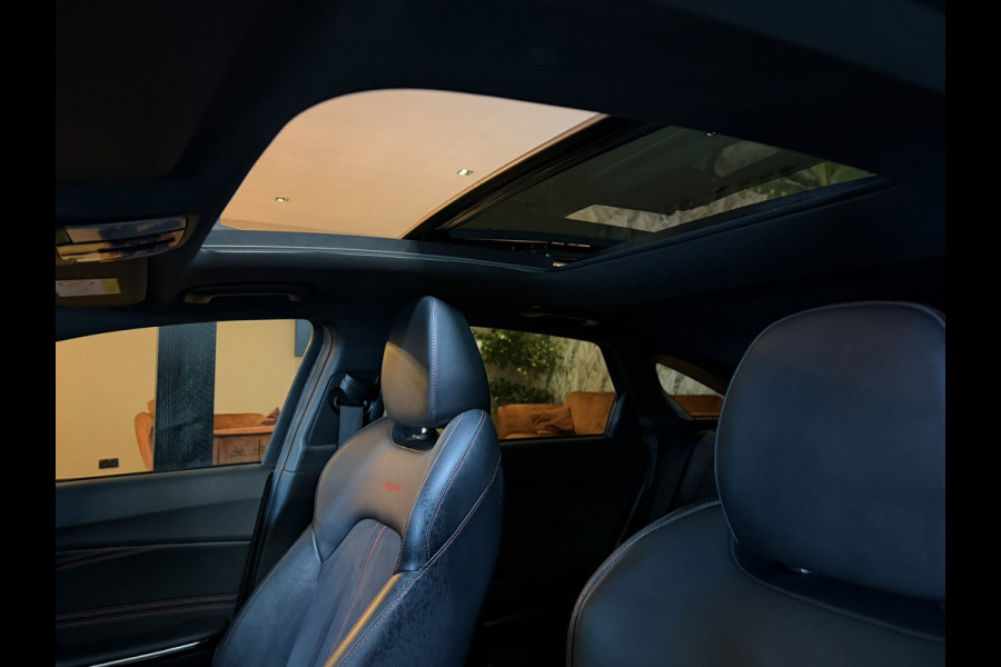 Kia ProCeed 1.6 T-GDi GT 204PK Garantie Trekhaak Pano Memory Carplay Camera JBL Audio StuurVW StoelVW Blindspot ACC Navi Rijklaar