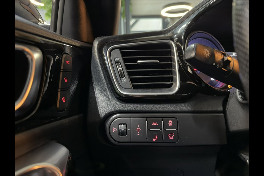 Kia ProCeed 1.6 T-GDi GT 204PK Garantie Trekhaak Pano Memory Carplay Camera JBL Audio StuurVW StoelVW Blindspot ACC Navi Rijklaar