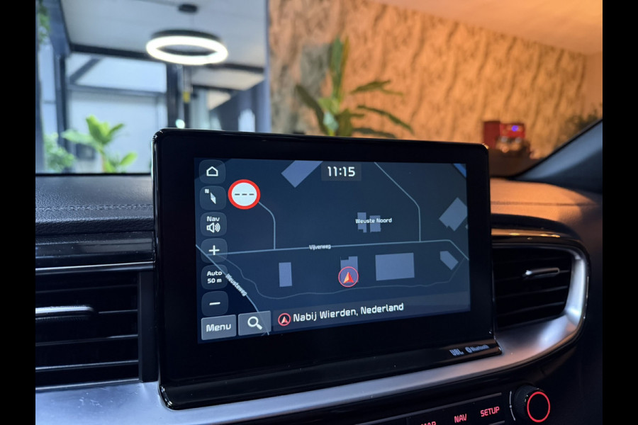 Kia ProCeed 1.6 T-GDi GT 204PK Garantie Trekhaak Pano Memory Carplay Camera JBL Audio StuurVW StoelVW Blindspot ACC Navi Rijklaar