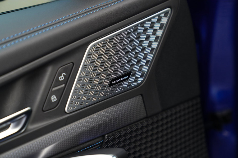 BMW X1 18i M-sport High Executive | HuD | Panorama | Harman/Kardon | incl BTW | M-pakket | Leder/Alcantara | Trekhaak elek | Lane