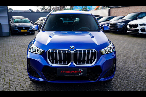 BMW X1 18i M-sport High Executive | HuD | Panorama | Harman/Kardon | incl BTW | M-pakket | Leder/Alcantara | Trekhaak elek | Lane
