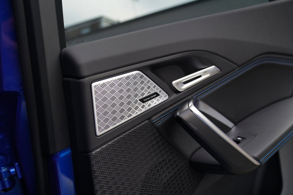 BMW X1 18i M-sport High Executive | HuD | Panorama | Harman/Kardon | incl BTW | M-pakket | Leder/Alcantara | Trekhaak elek | Lane