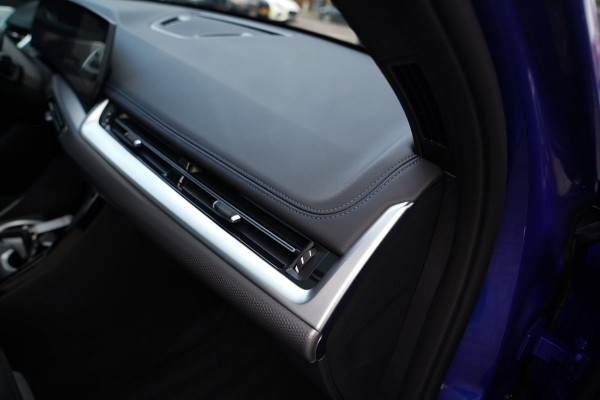 BMW X1 18i M-sport High Executive | HuD | Panorama | Harman/Kardon | incl BTW | M-pakket | Leder/Alcantara | Trekhaak elek | Lane