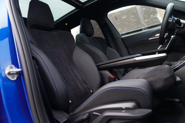 BMW X1 18i M-sport High Executive | HuD | Panorama | Harman/Kardon | incl BTW | M-pakket | Leder/Alcantara | Trekhaak elek | Lane