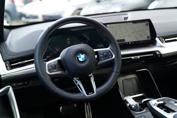 BMW X1 18i M-sport High Executive | HuD | Panorama | Harman/Kardon | incl BTW | M-pakket | Leder/Alcantara | Trekhaak elek | Lane