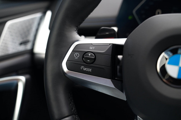 BMW X1 18i M-sport High Executive | HuD | Panorama | Harman/Kardon | incl BTW | M-pakket | Leder/Alcantara | Trekhaak elek | Lane