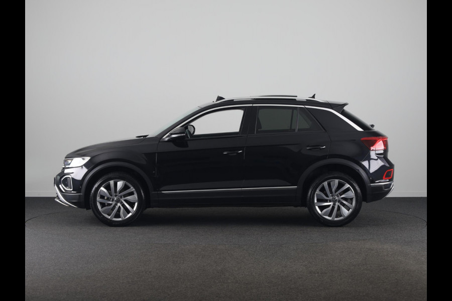 Volkswagen T-Roc 1.5 TSI Style 150 PK DSG | Panorama dak | Keyless entry/start | Matrix koplampen | Stoelverwarming | 18" LM velgen |