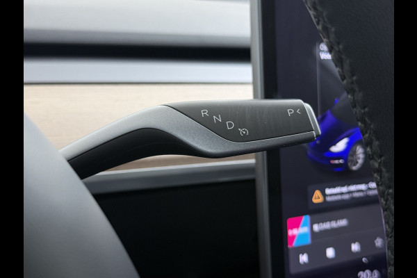 Tesla Model 3 Long Range AWD 75kWh Facelift Warmtepomp Lmv 19" AutoPilot Leder Panoramadak Adaptive-Cruise Camera's Elektr.-Stuur+Stoelen+Spie Navi LED DAB Voorverwarmen interieur Keyless One-Pedal-Drive 4WD SOH 87% Origineel Nederlandse Auto Fabrieksgarantie op Accu en Motor tot 27-09-2027/192.00km