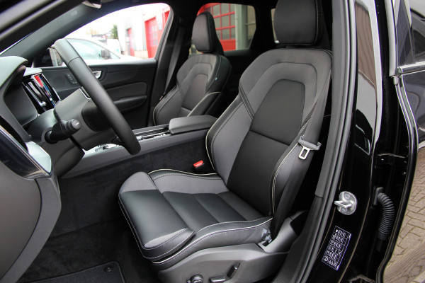Volvo XC60 2.0 T6 Plug-in hybrid AWD Plus Black Edition R-Design | Nieuw | Pano | Head-up | ACC |