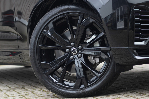 Volvo XC60 2.0 T6 Plug-in hybrid AWD Plus Black Edition R-Design | Nieuw | Pano | Head-up | ACC |