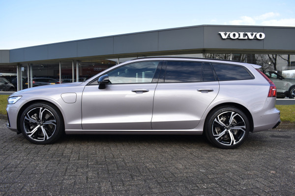 Volvo V60 T6 350PK Plug-in hybrid AWD Plus Dark Panodak | H&K | ACC | Blis | Contour Stoelen | Stuurverwarming