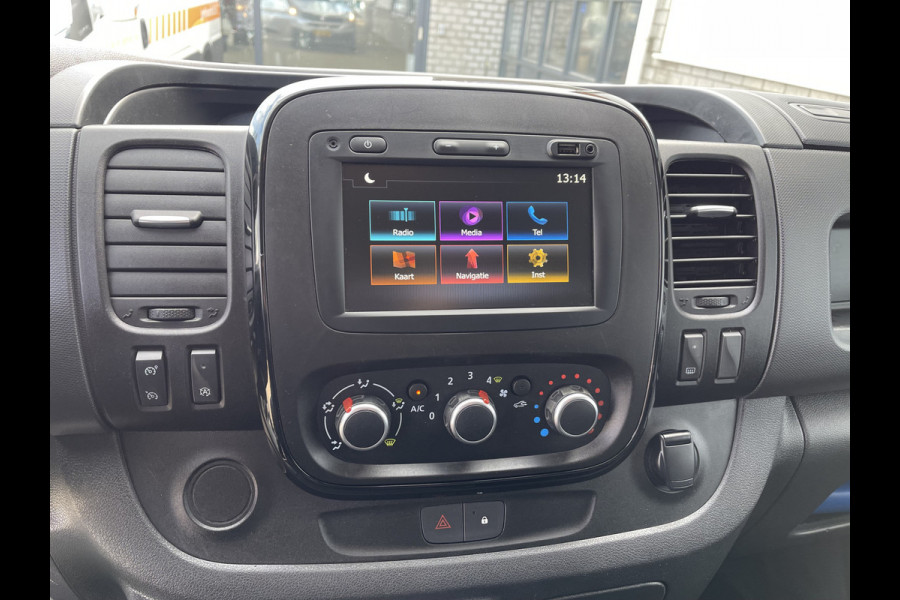 Fiat Talento 2.0 MultiJet 145pk L2H1 Basis / zilver metallic / vaste prijs rijklaar € 13.950 ex btw / lease vanaf € 235 / euro 6 / bpm vrij / trekhaak / airco / cruise / navigatie !