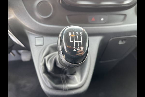 Fiat Talento 2.0 MultiJet 145pk L2H1 Basis / zilver metallic / vaste prijs rijklaar € 13.950 ex btw / lease vanaf € 235 / euro 6 / bpm vrij / trekhaak / airco / cruise / navigatie !