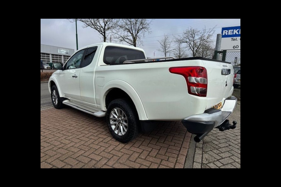 Mitsubishi L200 2.4 DI-D 4x4 Club Cab Intense Euro 6 Airco/ECC,Camera