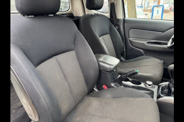 Mitsubishi L200 2.4 DI-D 4x4 Club Cab Intense Euro 6 Airco/ECC,Camera